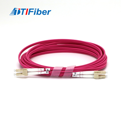 Cable óptico del cordón de remiendo de la fibra del duplex OM4 de FTTH con varios modos de funcionamiento
