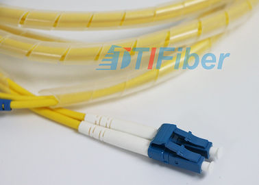 LC a las ventajas fibroópticas del remiendo del solo modo del cordón de remiendo de la fibra óptica del SC para la red de FTTH