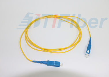 Modo a una cara del cordón de remiendo de la fibra del SC/del UPC solo para la red de FTTH, modificado para requisitos particulares longitud