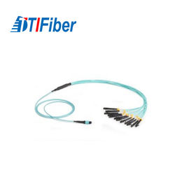 10 el remiendo fibroóptico con varios modos de funcionamiento del gigabit 50/125 lleva OM4 el cordón del puente de la base de la hembra 8