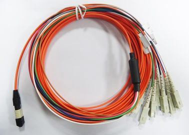 El remiendo de la fibra óptica plana/redonda de MPO/de MTP telegrafía para el cable de la fibra de la cinta 12core