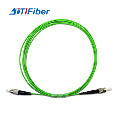 50 / simplex con varios modos de funcionamiento del cordón de remiendo de la fibra óptica de 125um LSZH OM5 FC-ST DX
