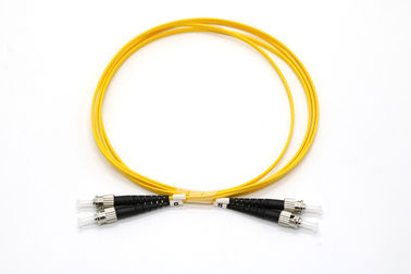 El remiendo fibroóptico unimodal/con varios modos de funcionamiento lleva el conector a dos caras del cable LC/SC/FC/ST