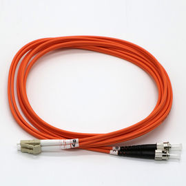 El remiendo fibroóptico unimodal/con varios modos de funcionamiento lleva el conector a dos caras del cable LC/SC/FC/ST