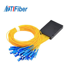 Divisor óptico encajonado del cable de audio del ABS, divisor de la fibra con varios modos de funcionamiento del PLC 1x32