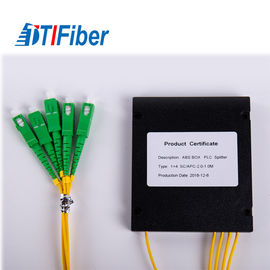 Los ABS del divisor 1x4 SC/APC de la fibra óptica del sistema de FTTX encajonan longitud de onda de funcionamiento del PLC 1260-1650