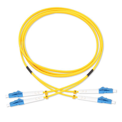 Cordón a dos caras con varios modos de funcionamiento del cable del remiendo de la fibra óptica FTTH del Lc-Sc SM Os2 9/125um del descenso al aire libre interior del duplex